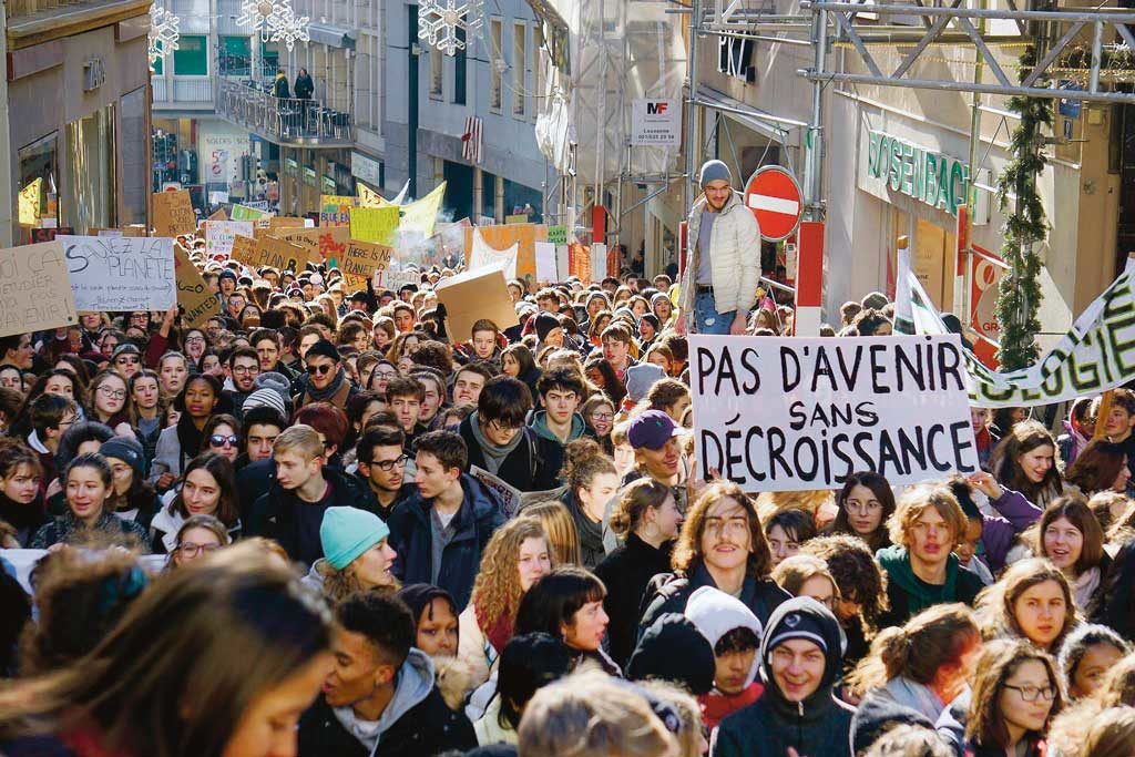 Manifestation pour le climat, Lausanne, mars 2019. Pas d'avenir sans décroissance.